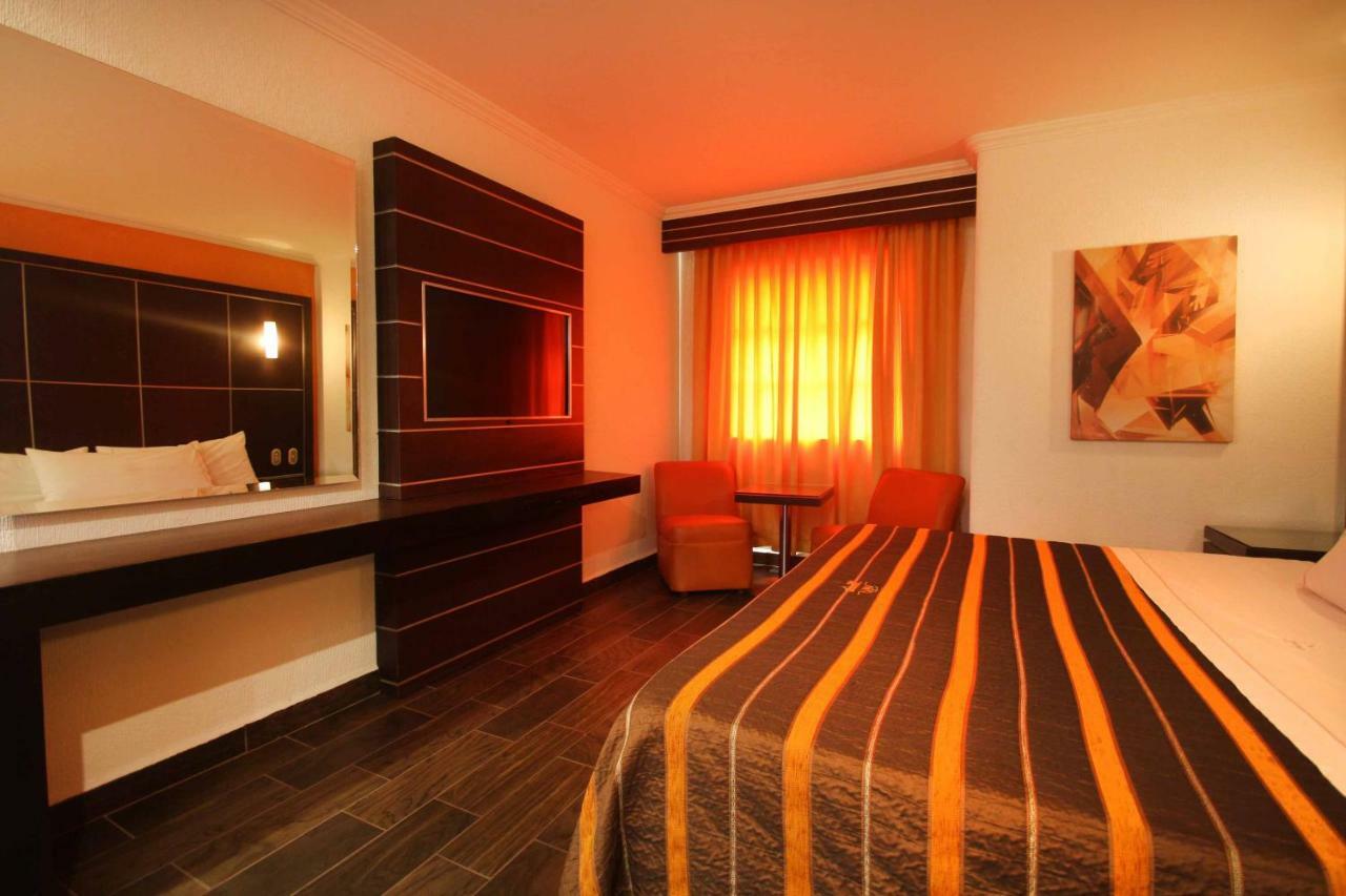 Motel Mirage Guadalajara Bagian luar foto