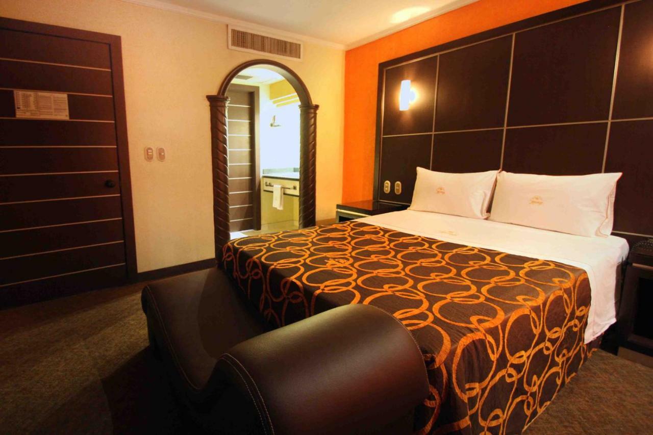 Motel Mirage Guadalajara Bagian luar foto